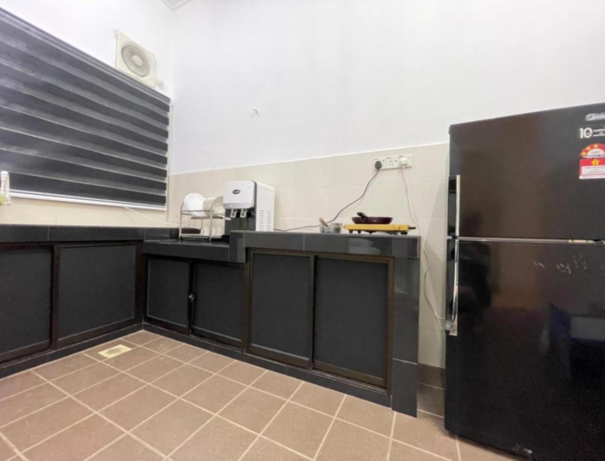 Demuji 4Br 10Pax 3Min To Ecm Kcm, Ps4 Villa Kuantan Exterior photo